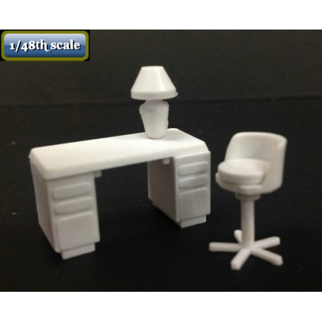 Bureau set