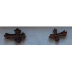 klein metalen kruisbeeld