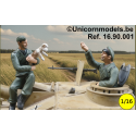 German Stug Crew met hond