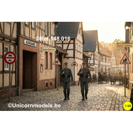 Nazi Straatborden WO 2 geëmailleerd